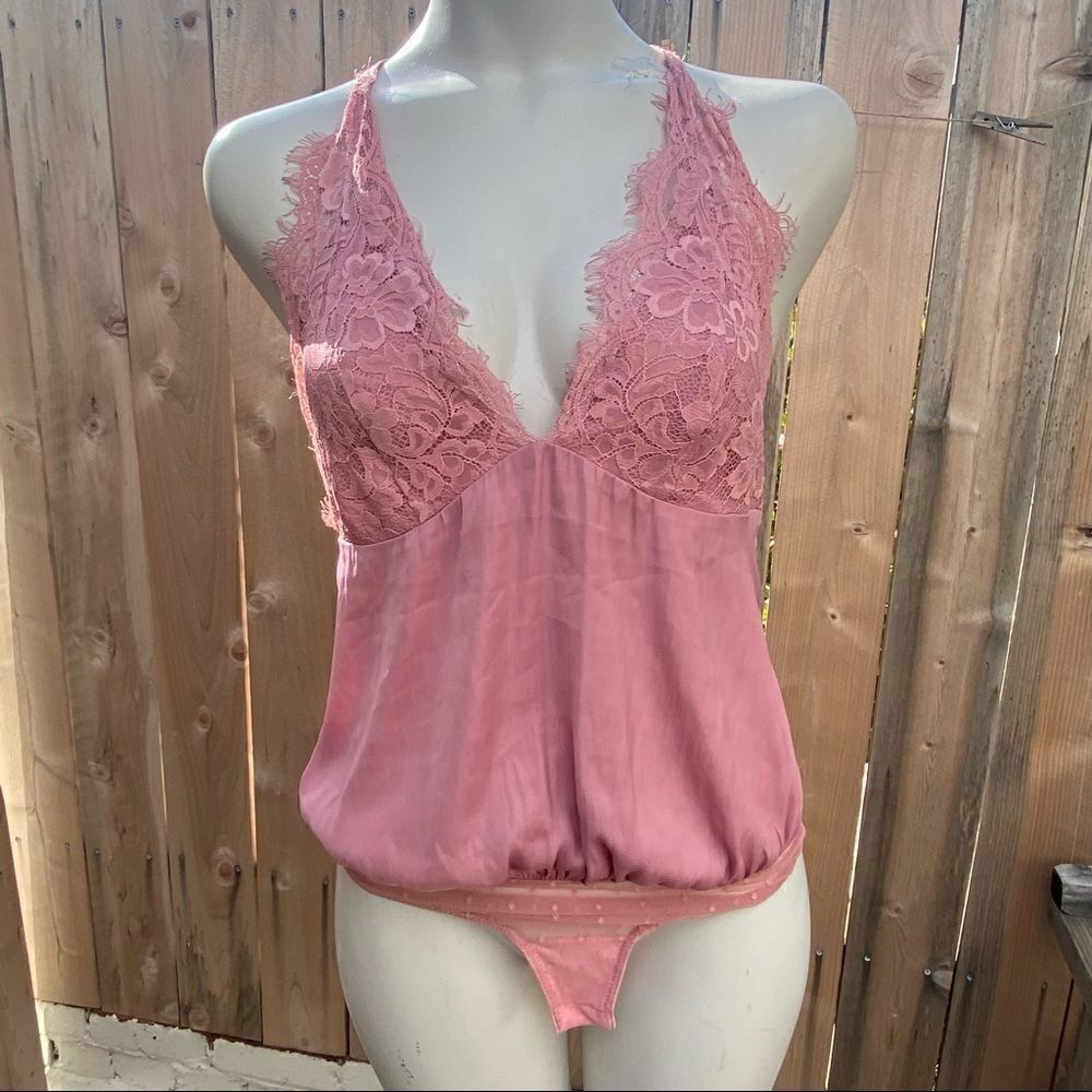 Free People Womens Melrose Thong Bodysuit Jumpsuit size small in soft rose